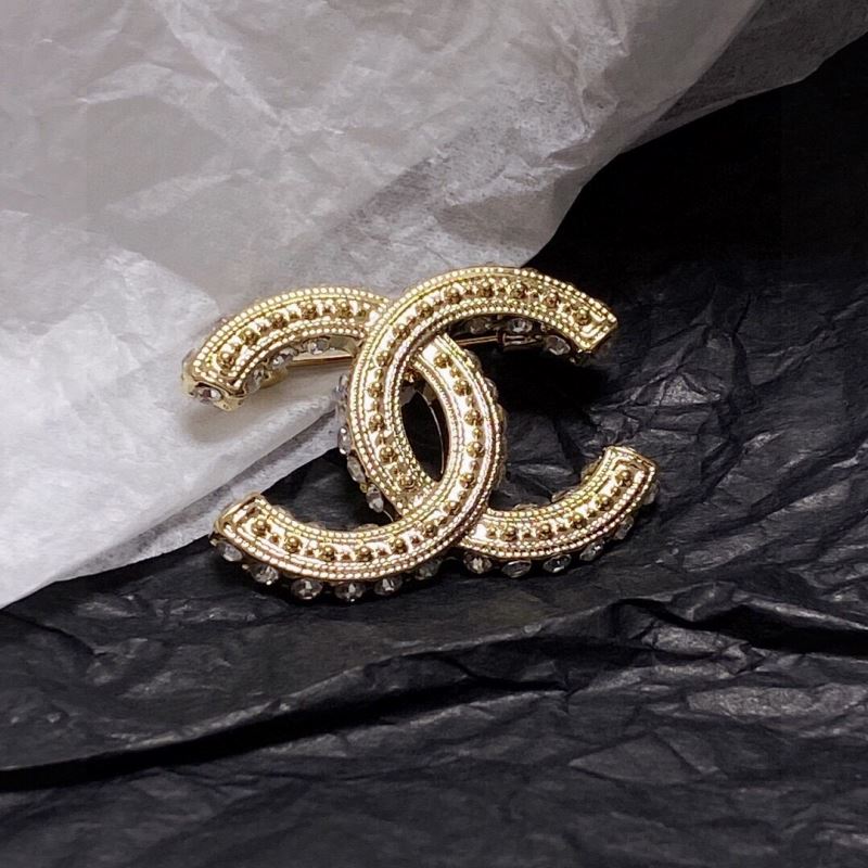 Ch**el brooches